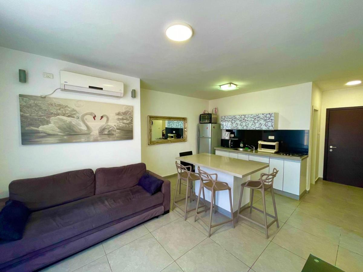 Gk Apartment Harmony Bat Yam Luaran gambar