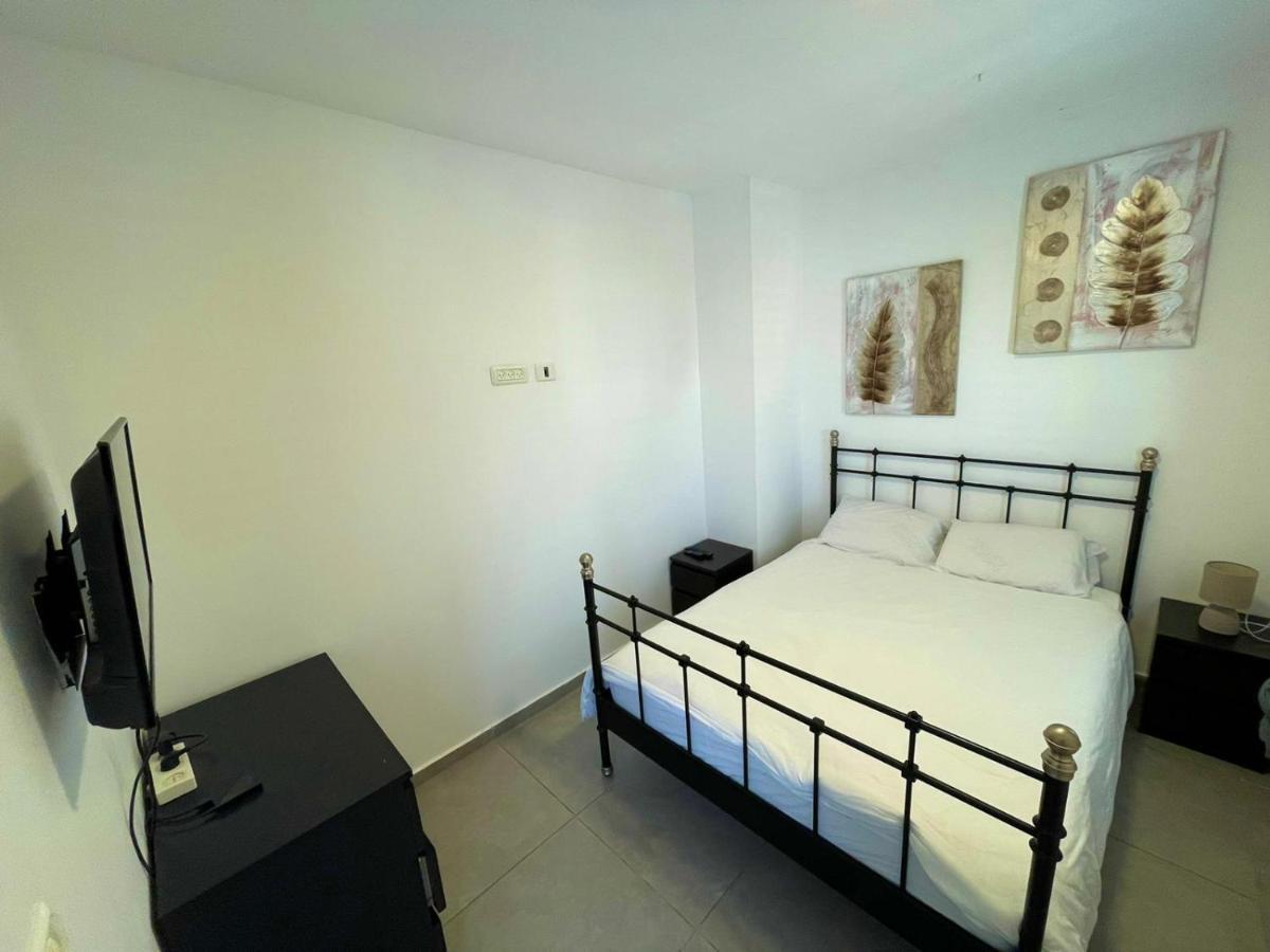 Gk Apartment Harmony Bat Yam Luaran gambar