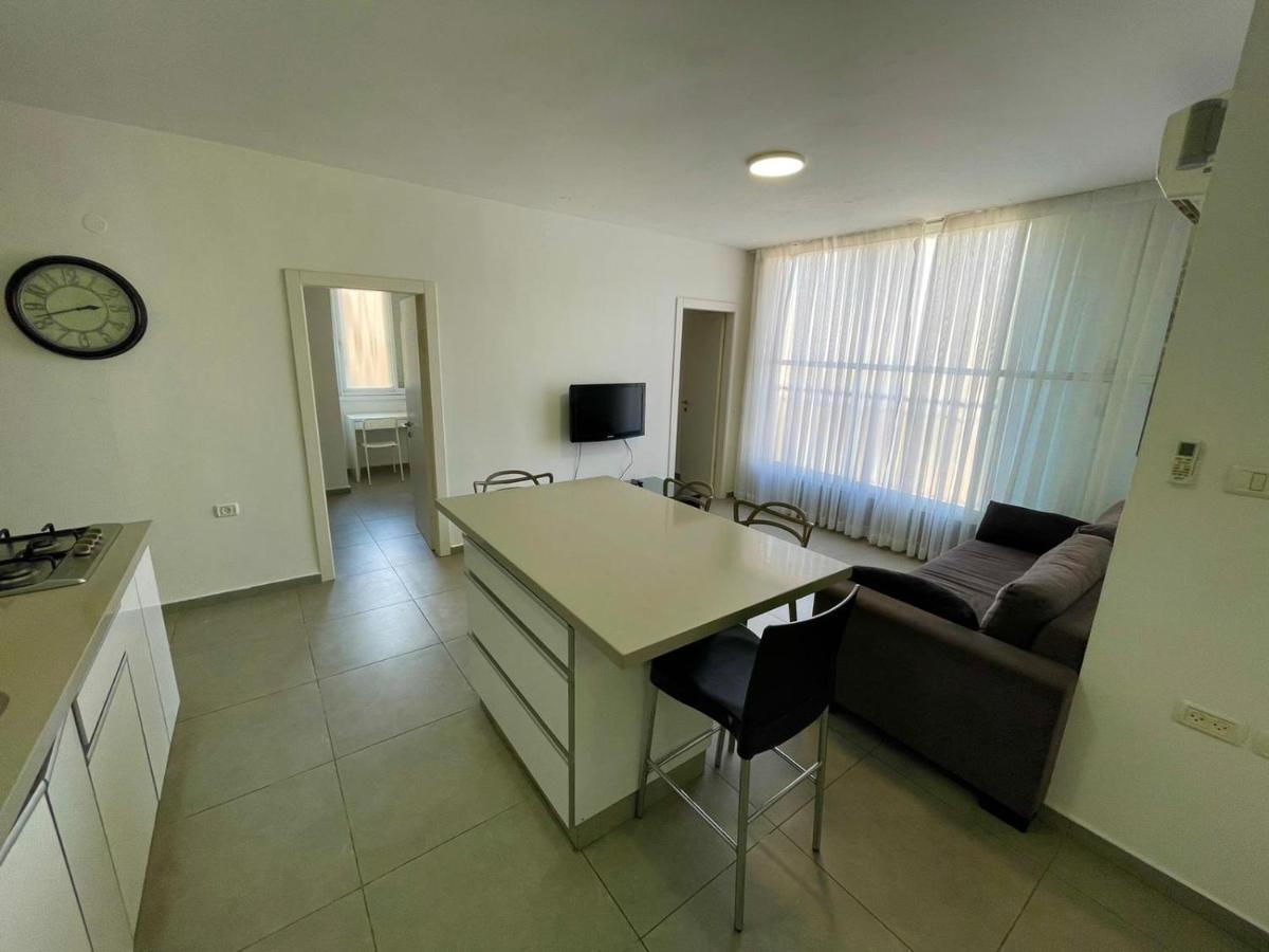 Gk Apartment Harmony Bat Yam Luaran gambar