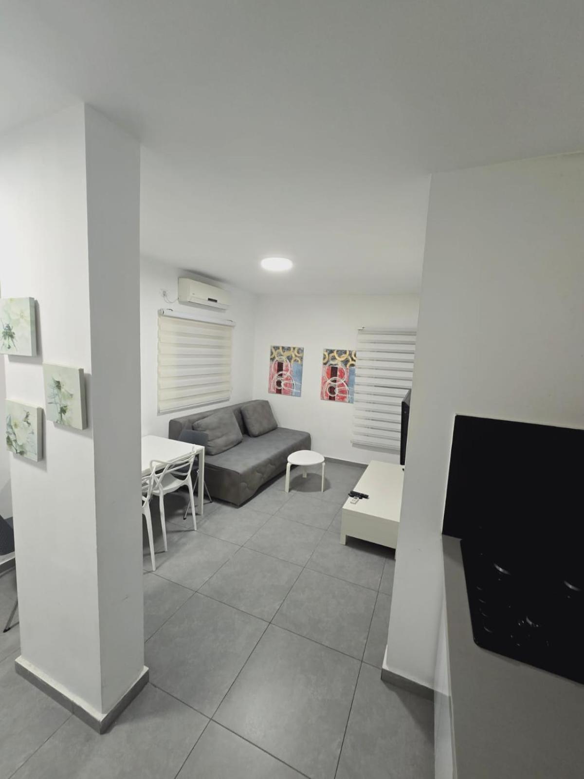 Gk Apartment Harmony Bat Yam Luaran gambar